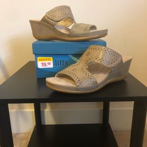 Cliffs White Mountain Sandals